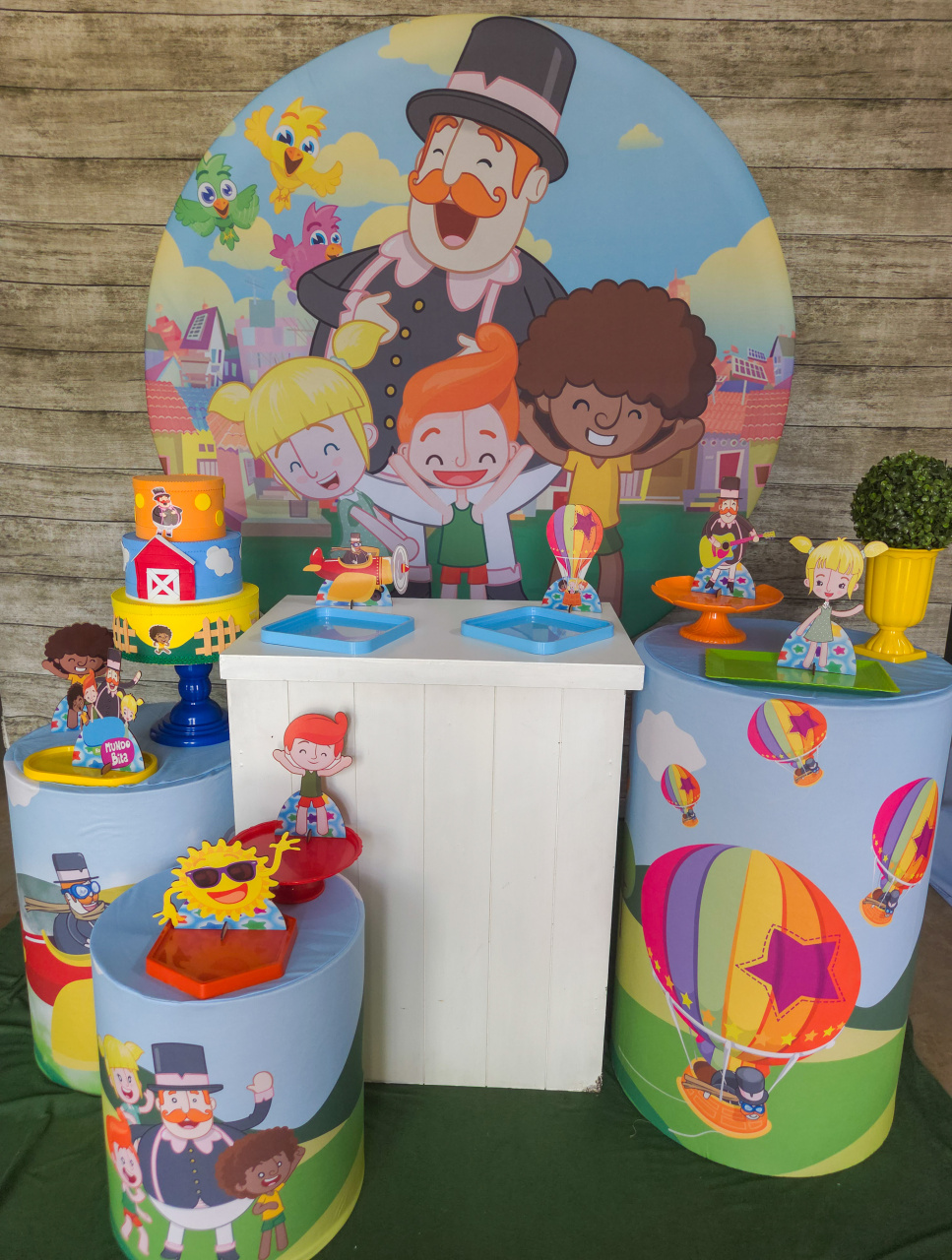 Mundo Bita - Kit Prata - Anelan Artes e Decorações
