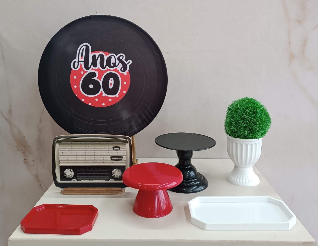 Festa Na Mesa Anos 60 - Cantinho da Cris Reis