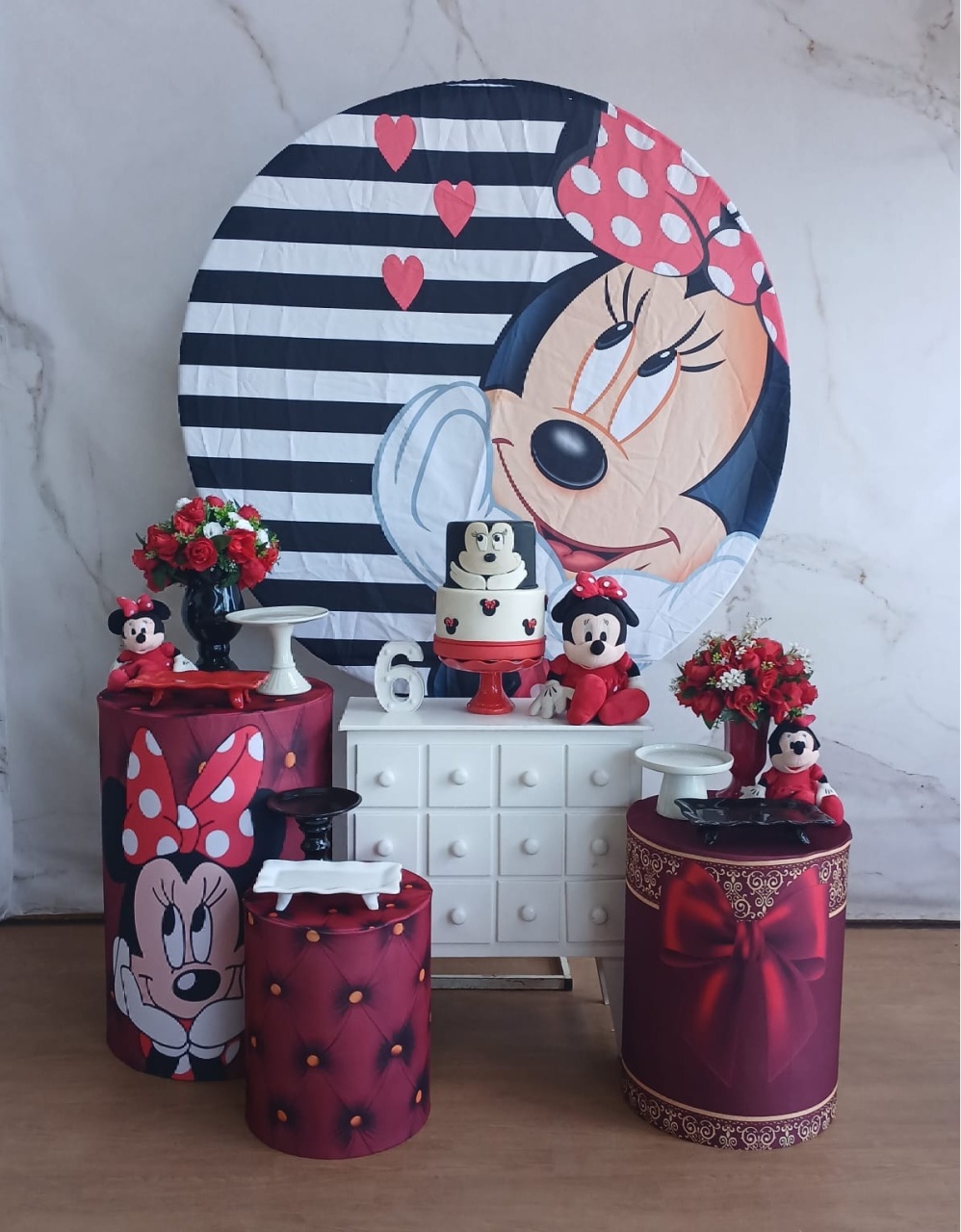 Kit Ouro Minnie Vermelho  - Cantinho da Cris Reis