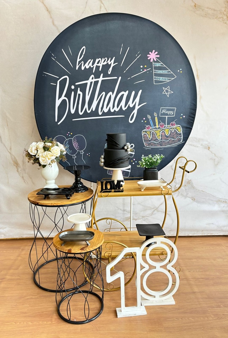 Kit Luxo 18 Anos Com Carrinho Gourmet  - Cantinho da Cris Reis