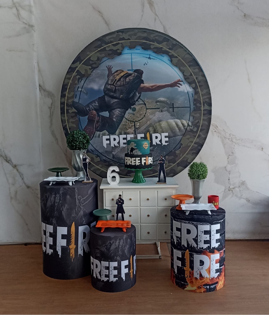 Kit Ouro Free Fire  - Cantinho da Cris Reis