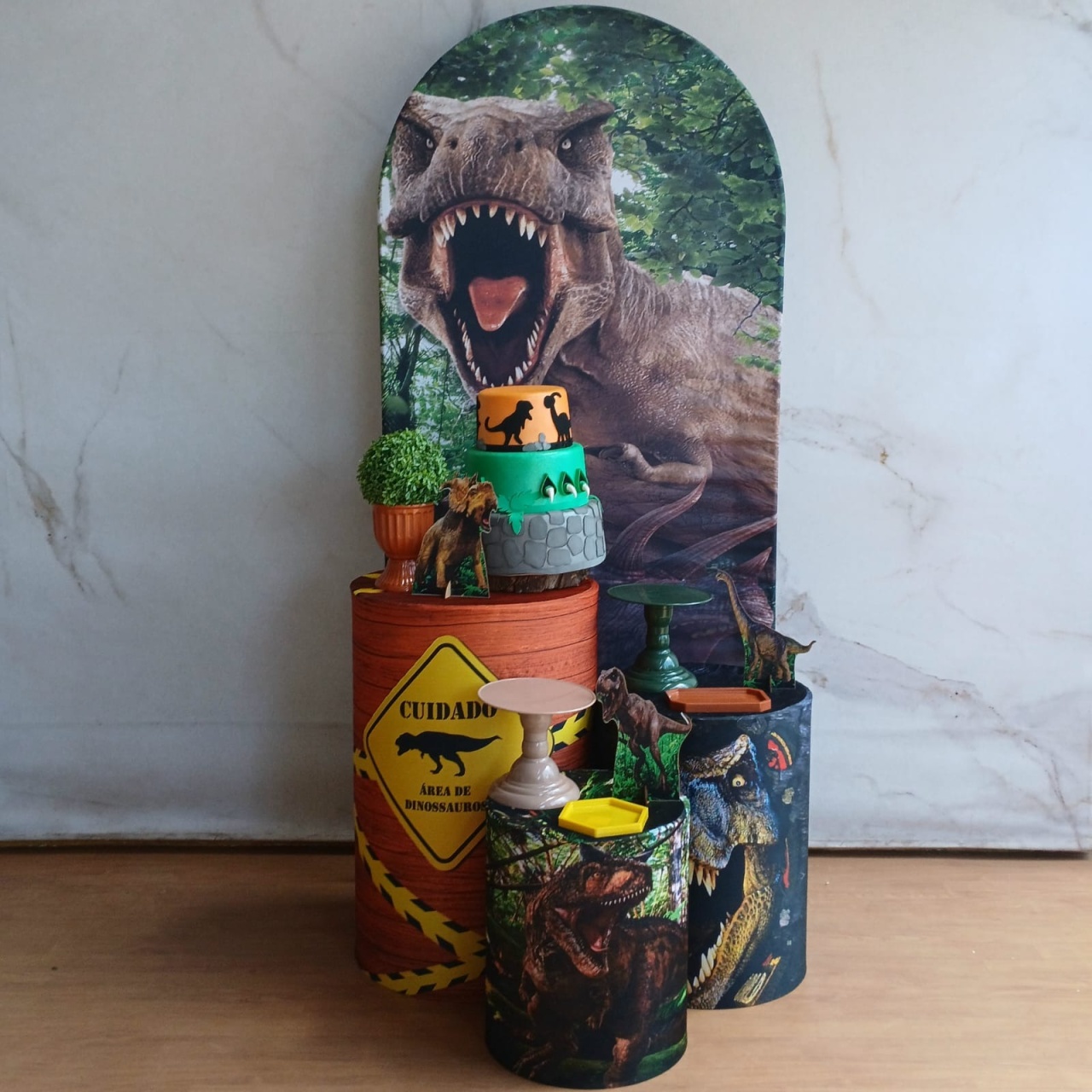 Kit Prata Dinossauro- Modelo 2 - Cantinho da Cris Reis