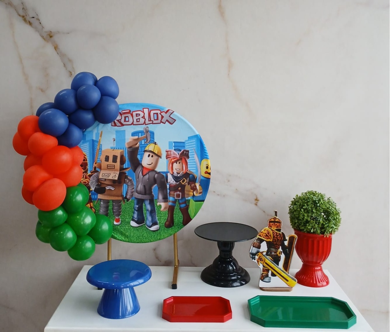 Festa Na Mesa - Roblox - Cantinho da Cris Reis