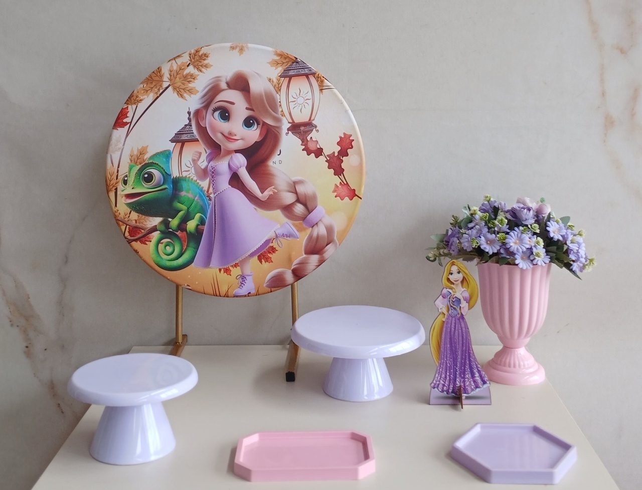 Festa Na Mesa - Rapunzel  - Cantinho da Cris Reis