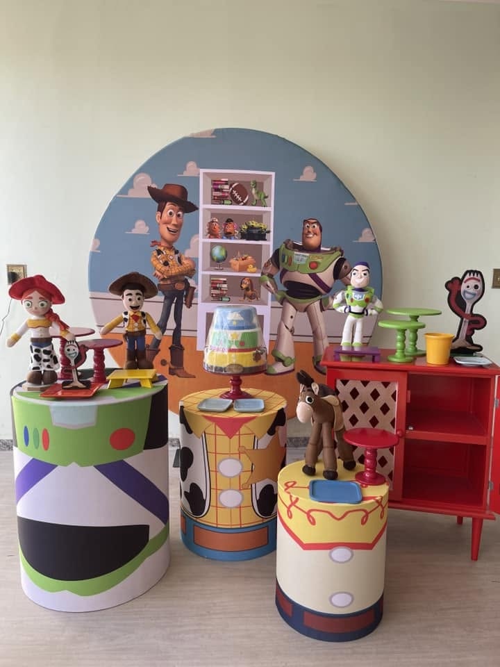 Toy Story + Comoda - FABIANA LOPES DECORACOES