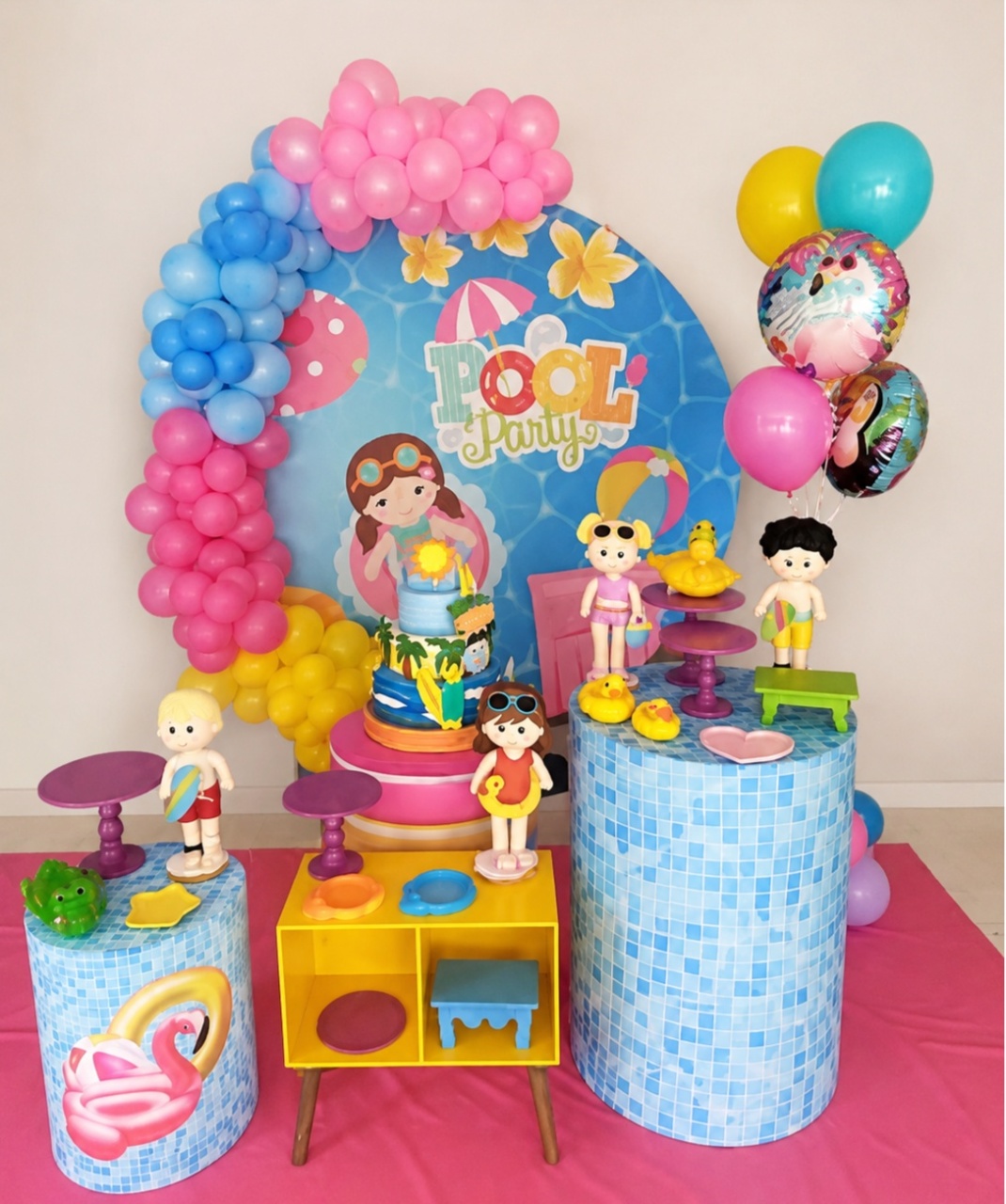 Pool Party + Criado - FABIANA LOPES DECORACOES