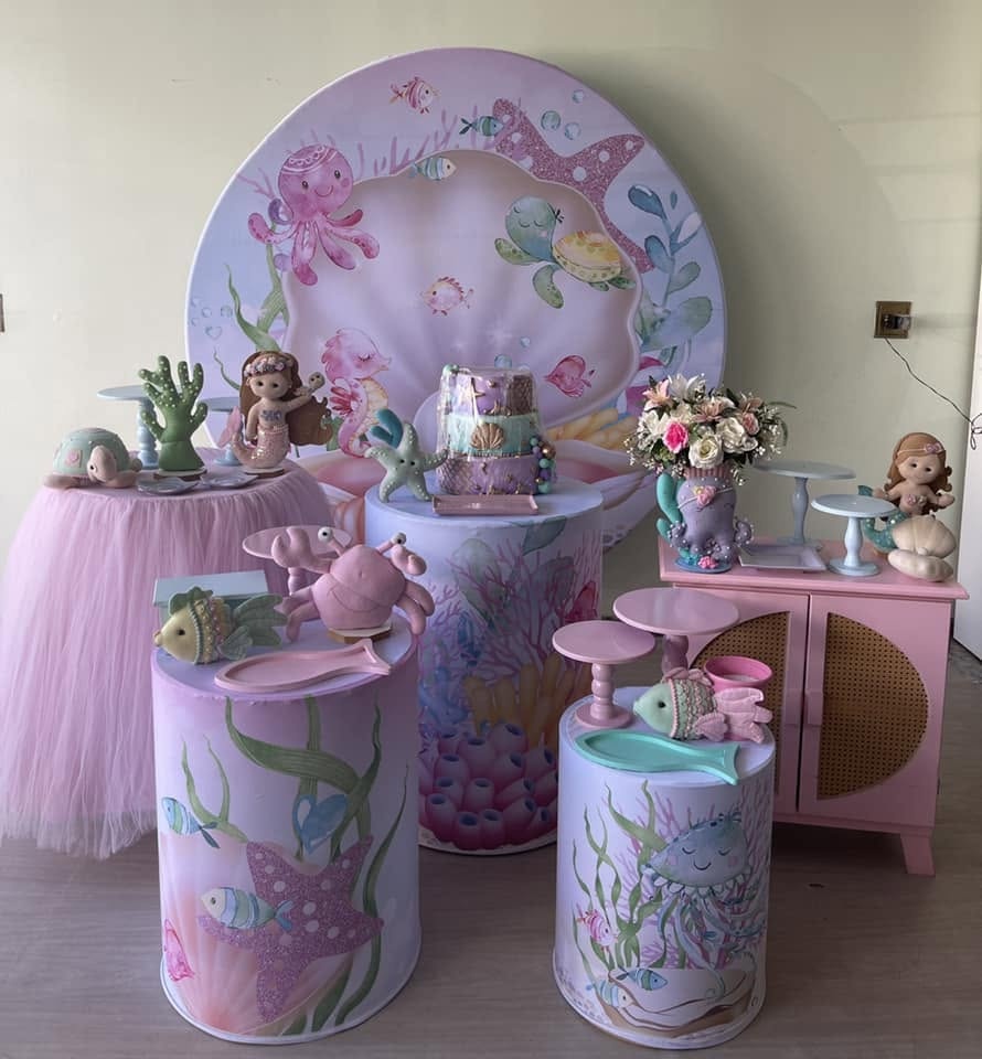Sereia Saia de Tule + Comoda + Mesa - FABIANA LOPES DECORACOES