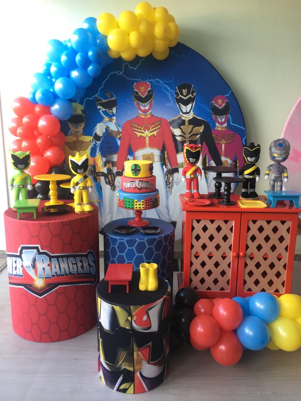 Power Hanger + Comoda - FABIANA LOPES DECORACOES