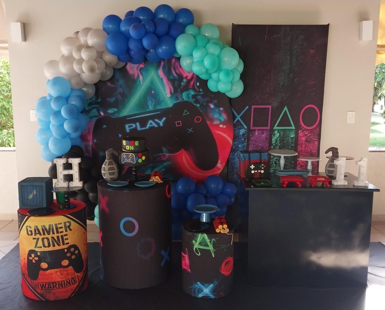 Vidio Game + Placa - FABIANA LOPES DECORACOES