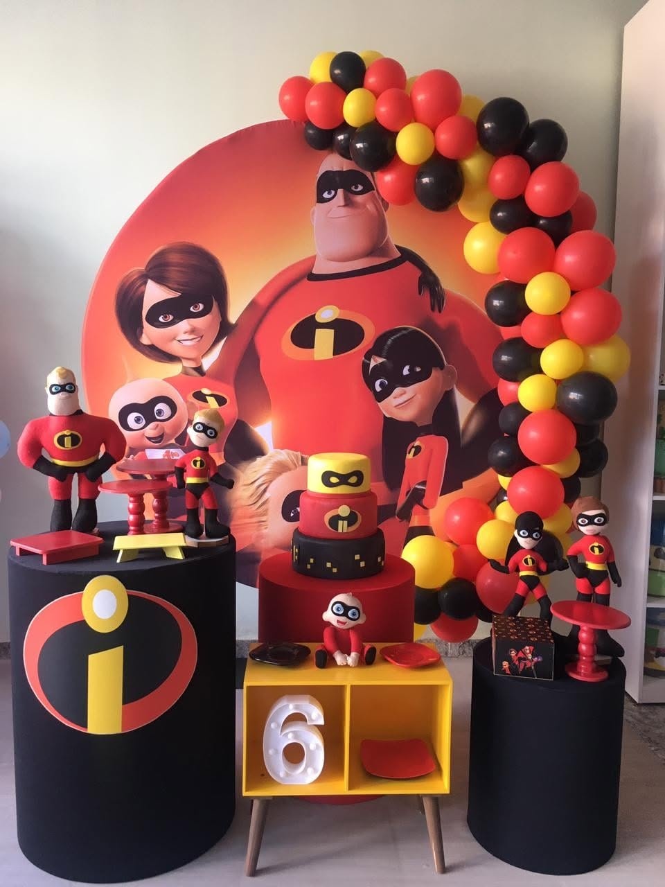 Os Incriveis - FABIANA LOPES DECORACOES