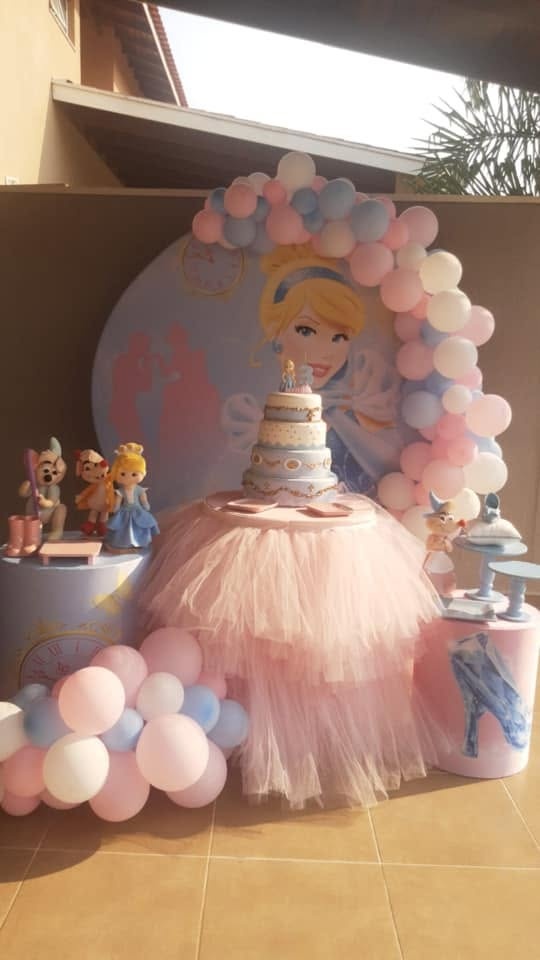 Cinderela Saia Tule - FABIANA LOPES DECORACOES