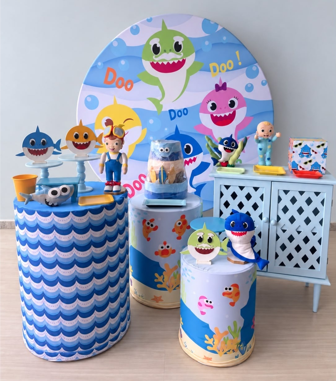 Baby Shark + Comoda Azul - FABIANA LOPES DECORACOES