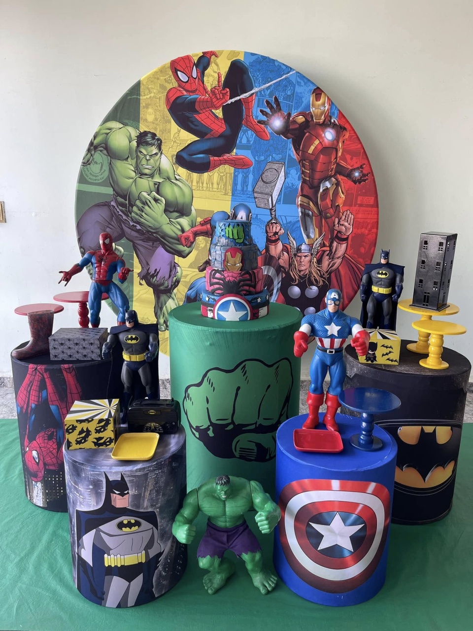 Vingadores 5 Cilindros - FABIANA LOPES DECORACOES
