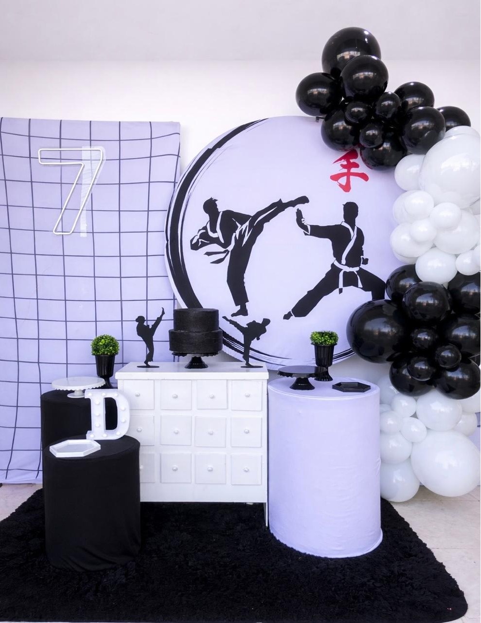 Karatê Kit Diamante C/ Add de Baloes - Liviarts Criativa