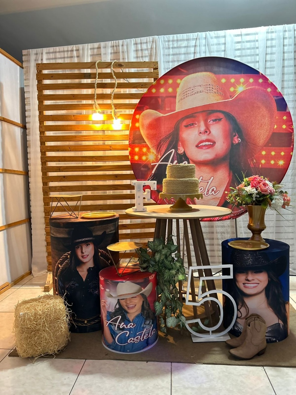 Ana Castela Kit Ouro - Liviarts Criativa