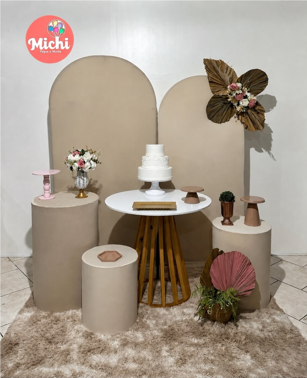 Kit Nude E Bege Com Mesa Redonda - Michi Pegue e Monte