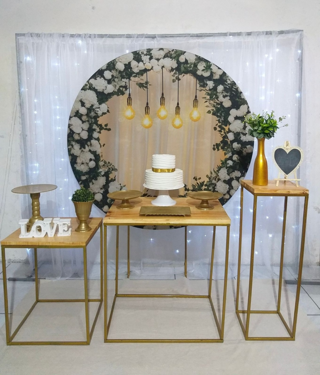 Kit Casamento Mesa Ferro Quadrada Com Leds - Michi Pegue e Monte