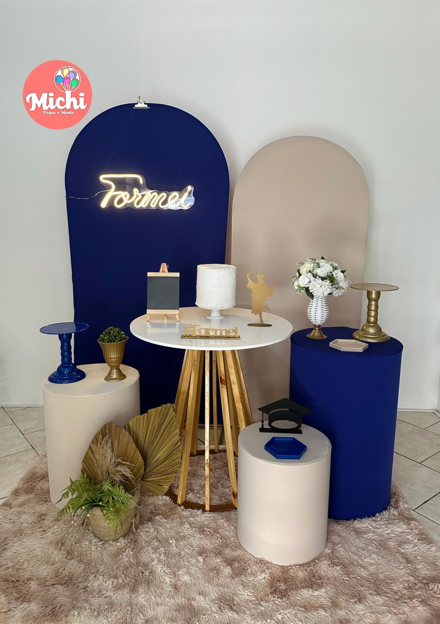 Kit Formatura Painéis Romano Mesa Redonda  - Michi Pegue e Monte