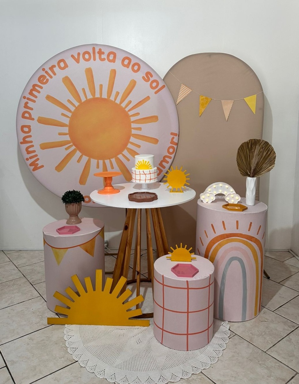 Kit 4 Minha Volta Ao Sol Menina, Bege Com Mesa Redonda - Michi Pegue e Monte