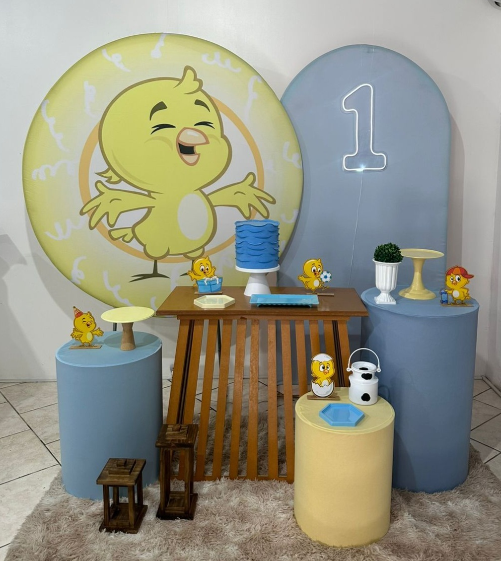 Kit 4 Pintinho Amarelinho Com Mesa Ripada - Michi Pegue e Monte