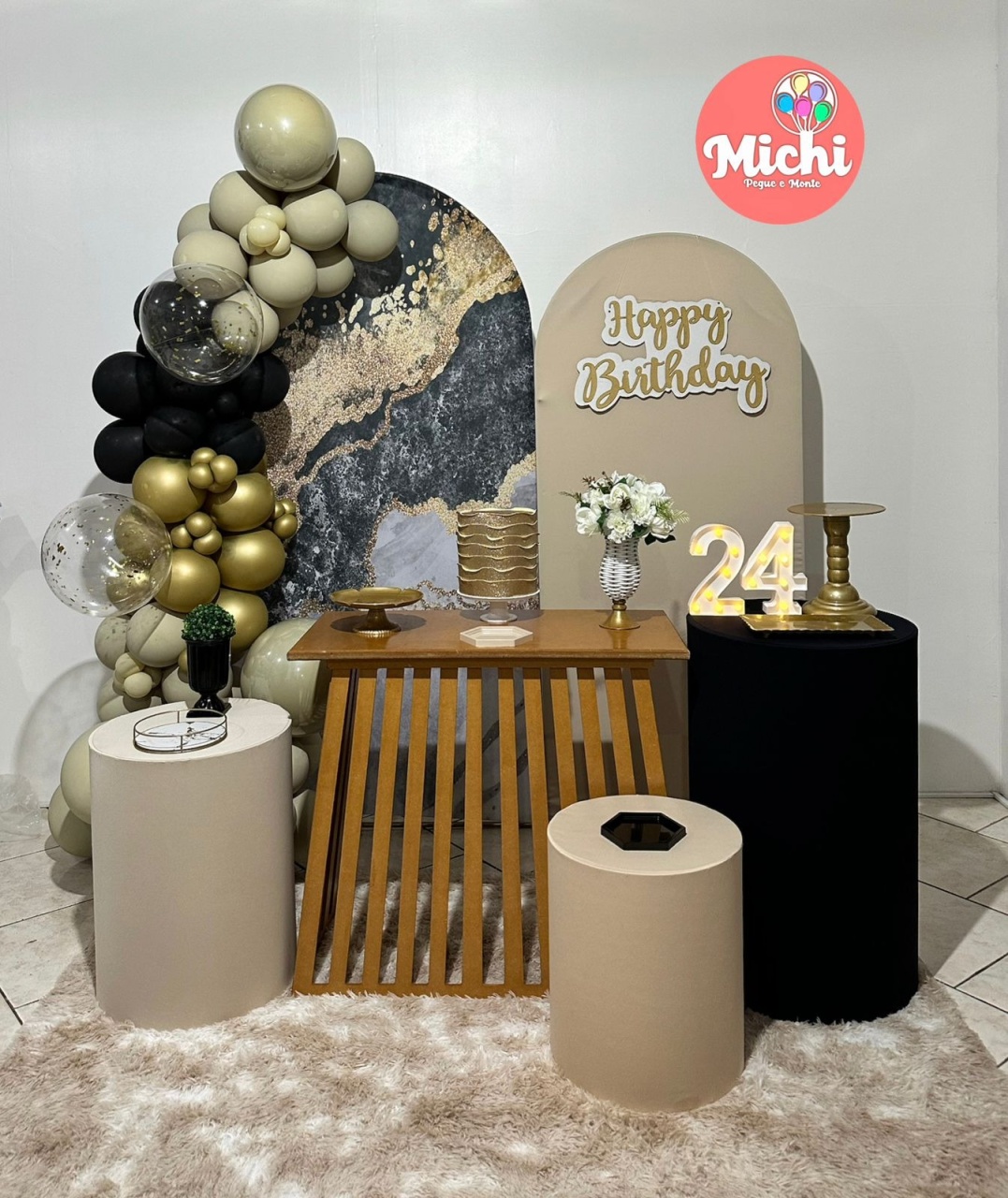 Kit Adulta Preto E Dourado Mesa Ripada - Michi Pegue e Monte