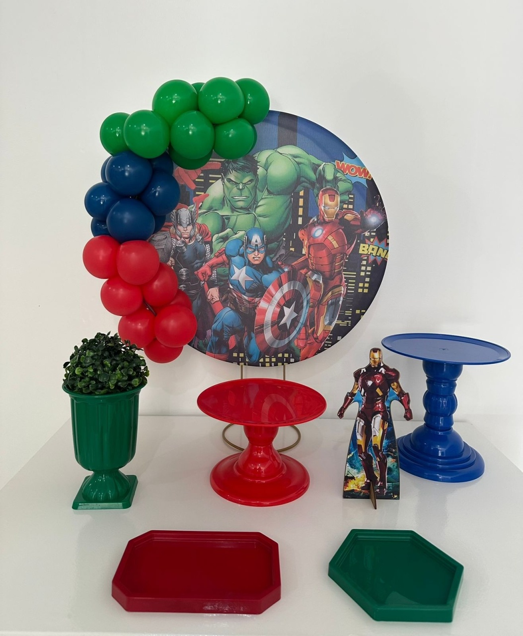 Mini Kit Vingadores - Michi Pegue e Monte