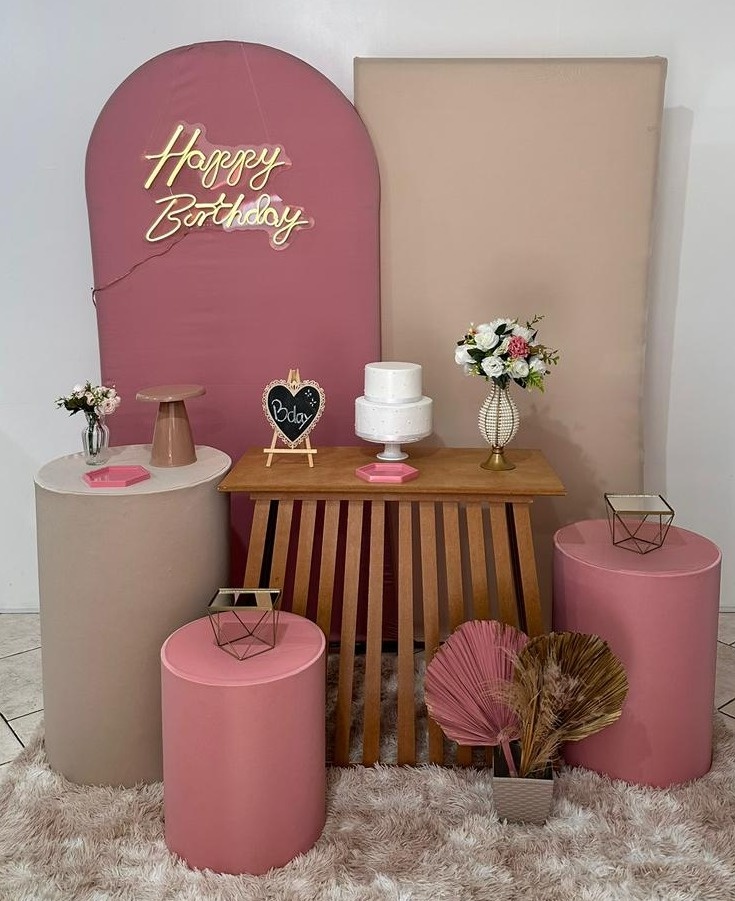 Kit Happy Birthday Rose E Nude Com Led - Michi Pegue e Monte