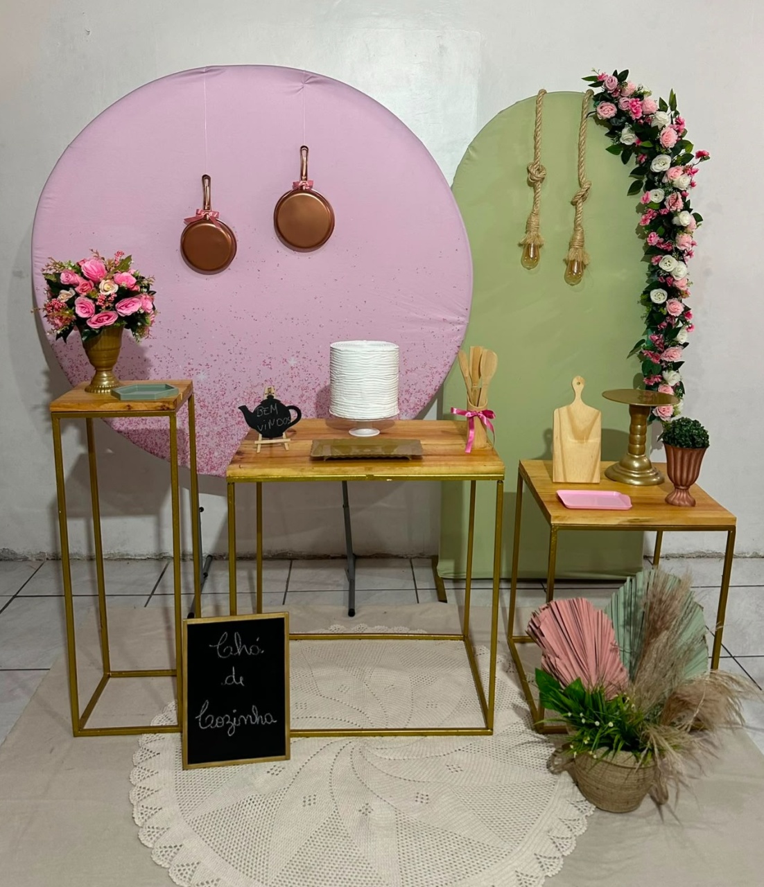 Kit Chá de Cozinha Verde Chá E Rosa Gliter Mesa Quadrada - Michi Pegue e Monte