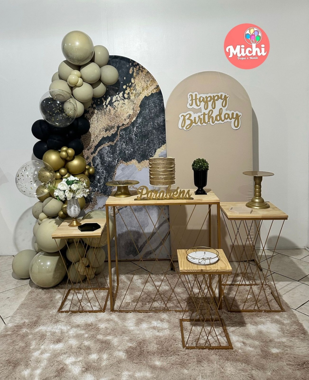 Kit Luxo Preto E Dourado Mesas Teia - Michi Pegue e Monte