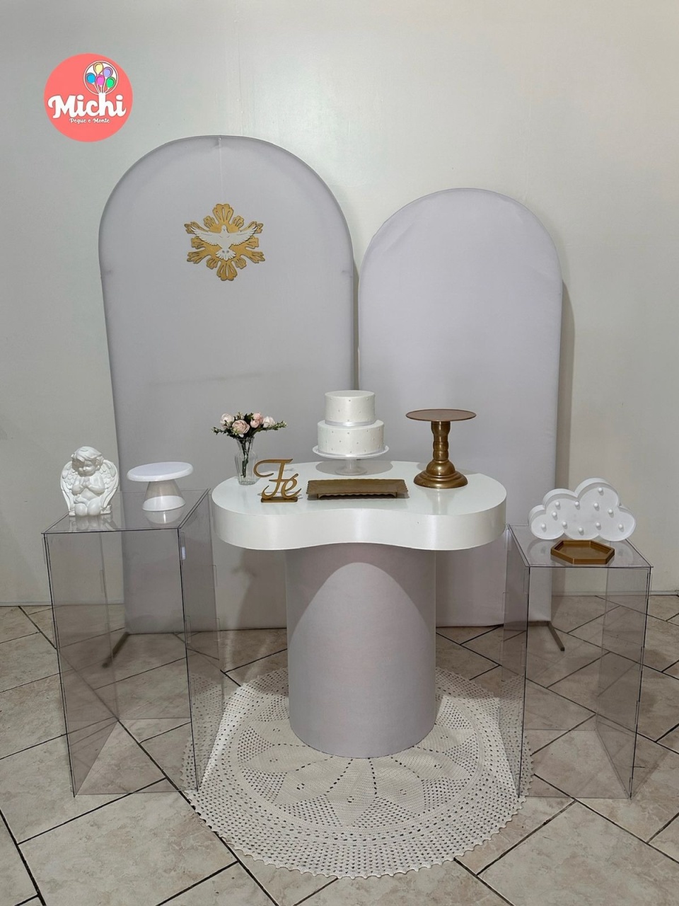 Kit Batizado Branco Com Acrilicos - Michi Pegue e Monte