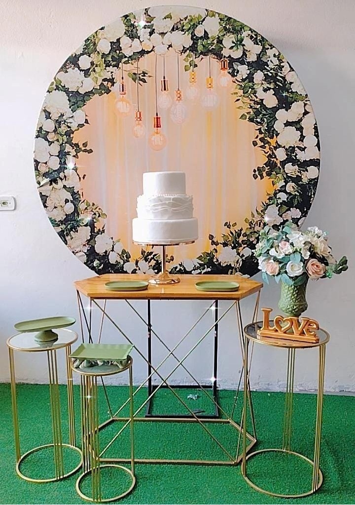 Composição Verde + Dourado Floral Luzes M.l  - TudFestas