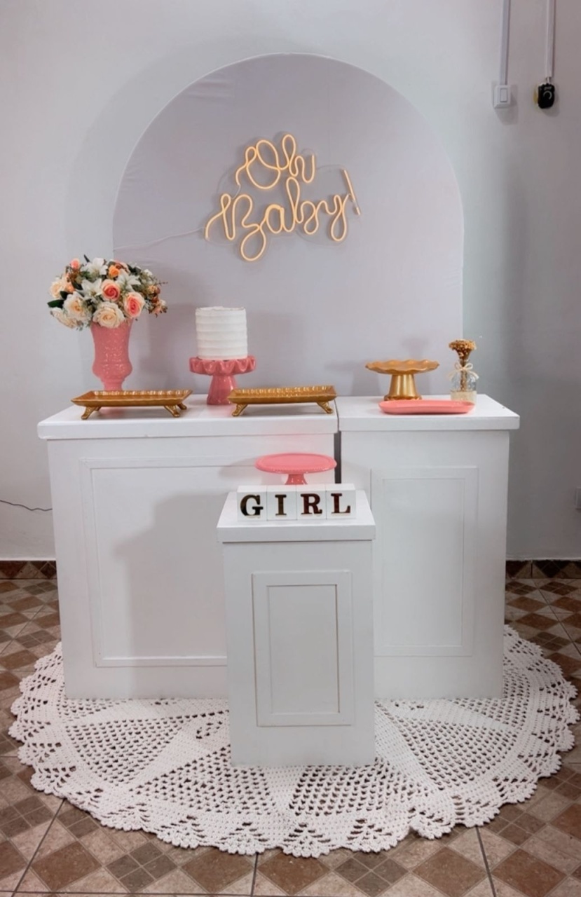 Composição Branco E Rosa - TudFestas