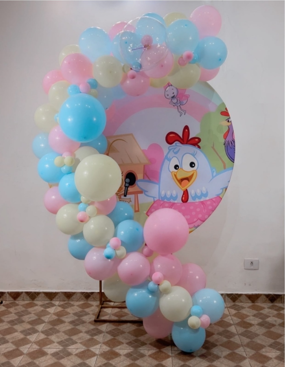 Arco de Balões - Venda Galinha Pintadinha - TudFestas