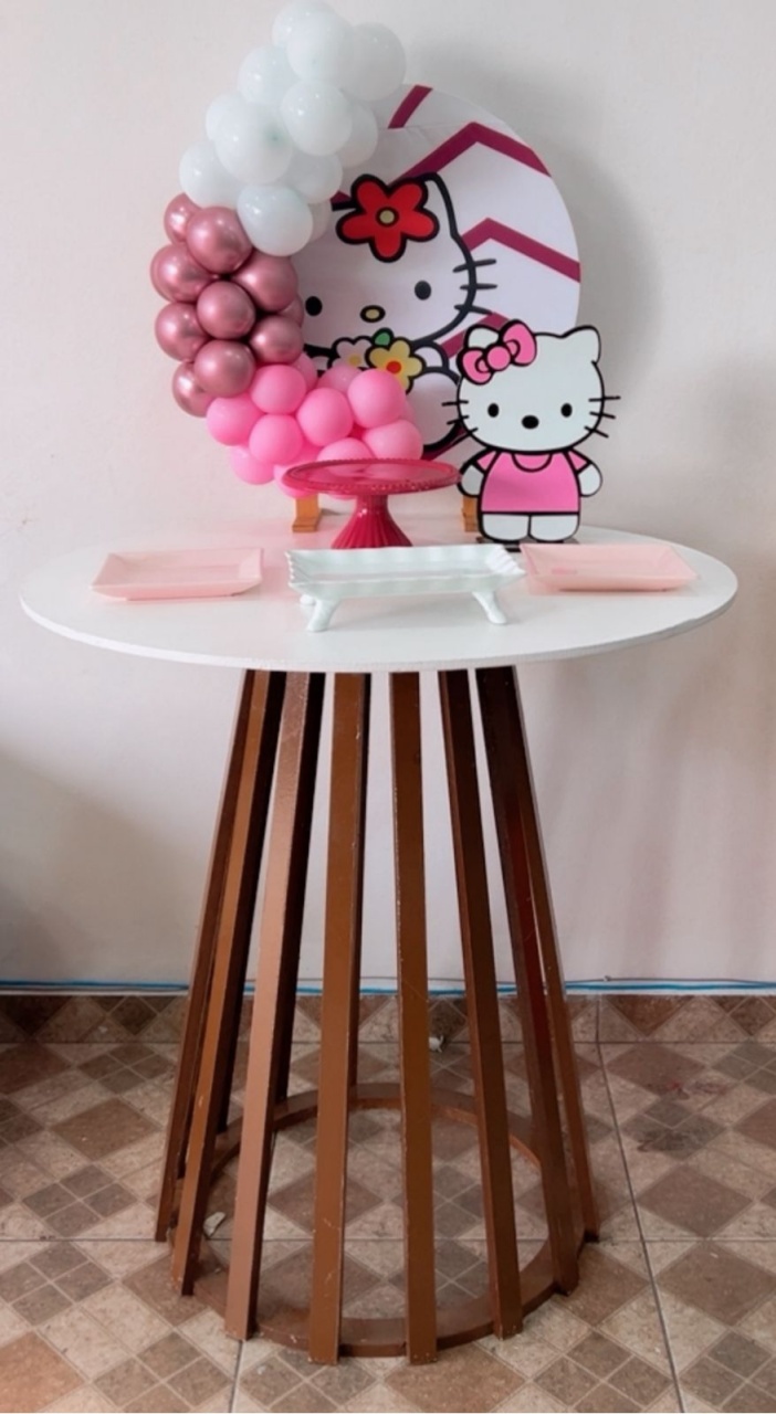 Kit Rubi Hello Kitty Modelo 2 Com Mesa - TudFestas
