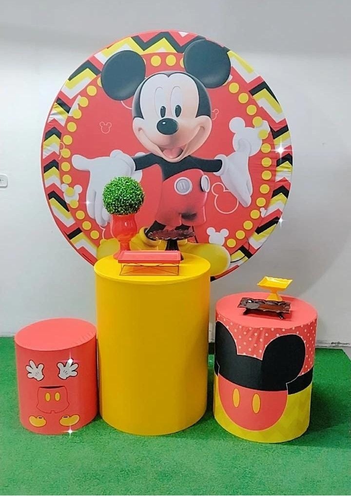 Kit Bronze Mickey Fundo Vermelho - TudFestas