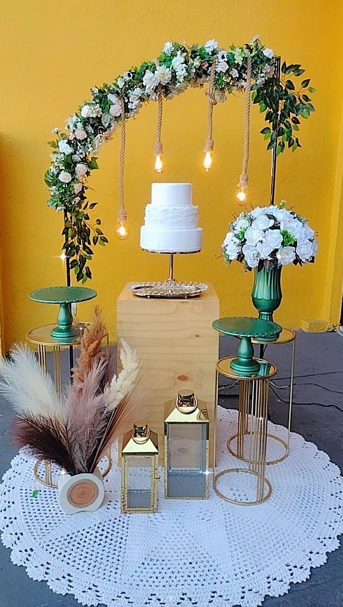Composição Floral - Modelo 2 - TudFestas