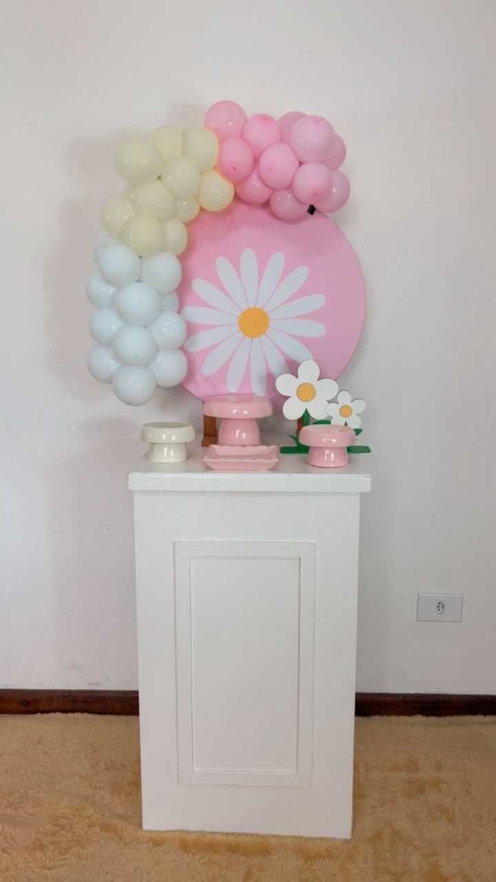 Kit Rubi Com Mesinha - Margarida - Modelo 2  - TudFestas