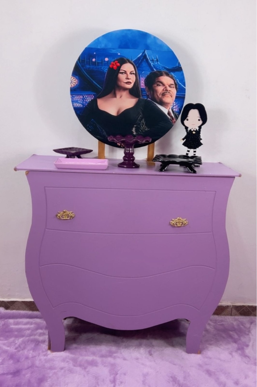 Kit Rubi Wandinha Com Mesinha - TudFestas