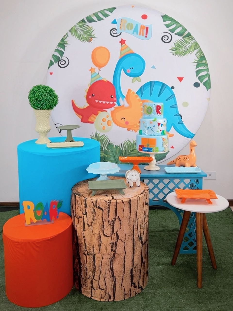 Kit Ouro Dinossauro Baby Roar - TudFestas