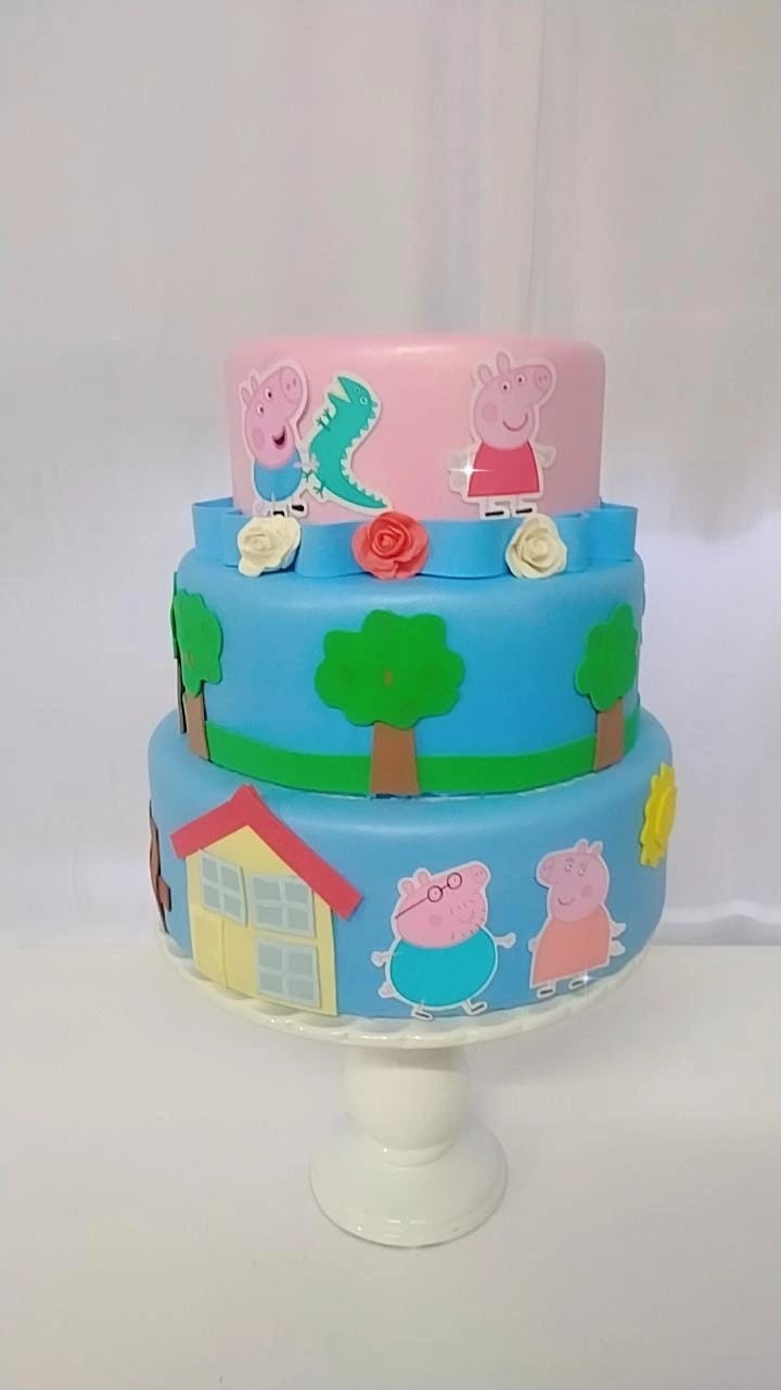 Bolo Fake Peppa Pig - TudFestas