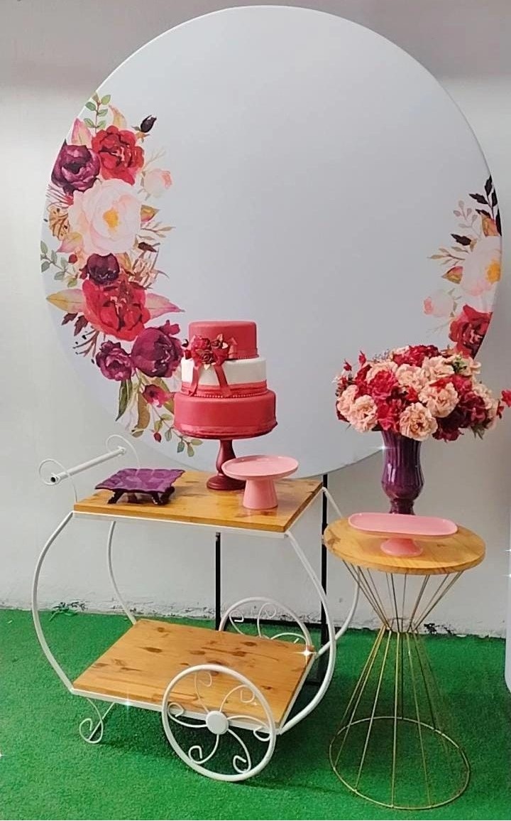 Composição Floral Marsala  - TudFestas