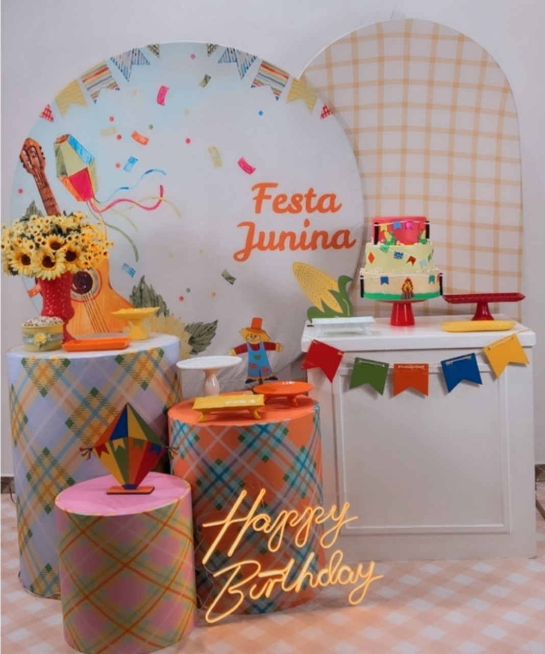 Festa Junina Violão Composição - Modelo 3 - TudFestas