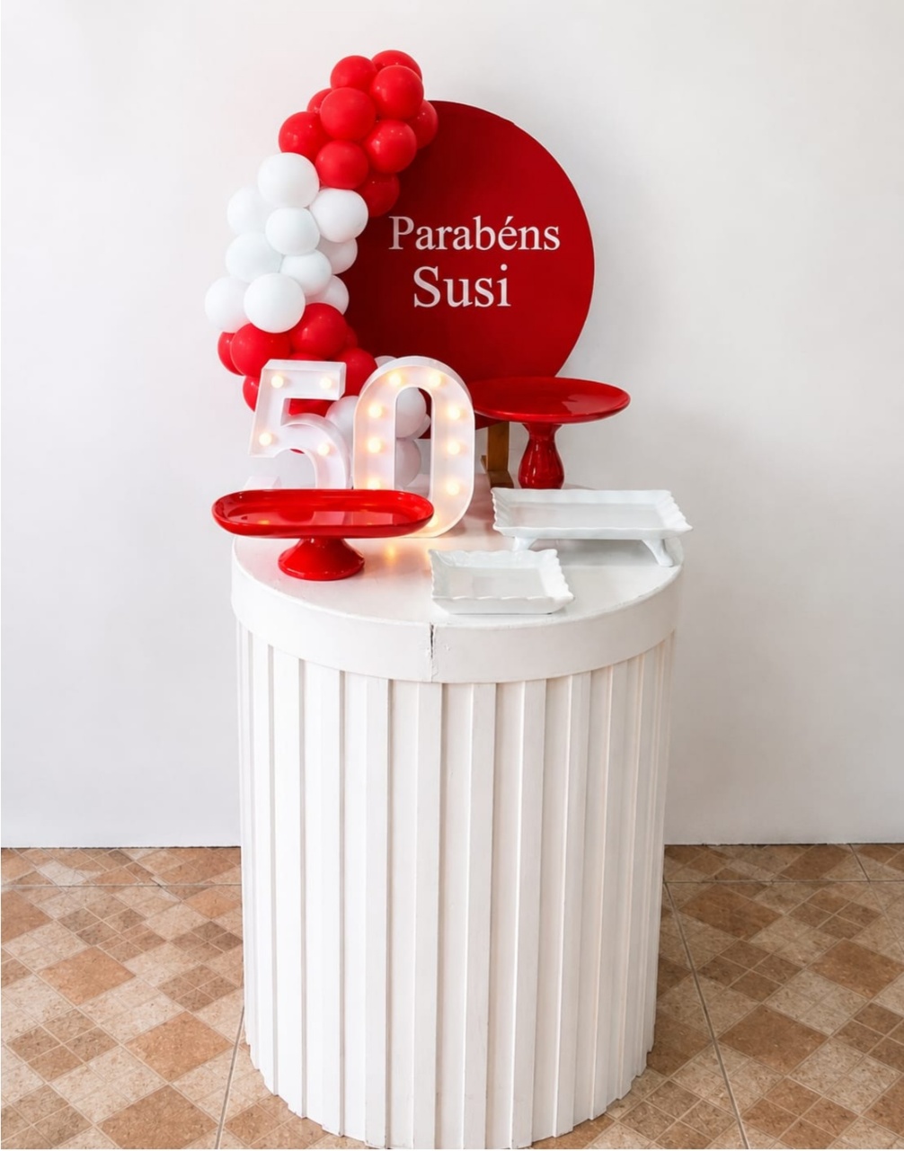 Kit Rubi Vermelho - Com Mesinha - TudFestas