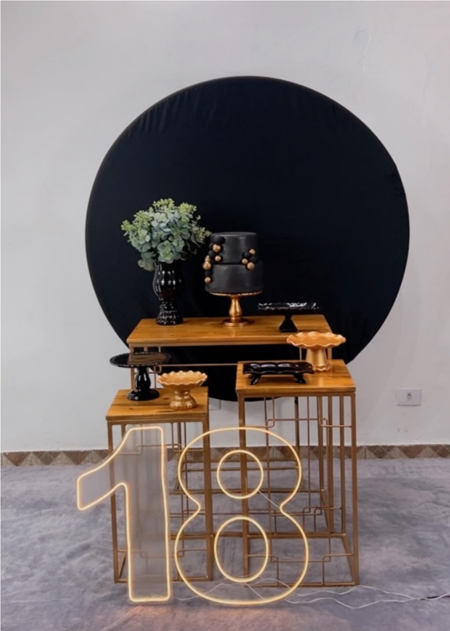 Composição Preto Com Dourado - Mesas de Ferro Mod 4 - TudFestas