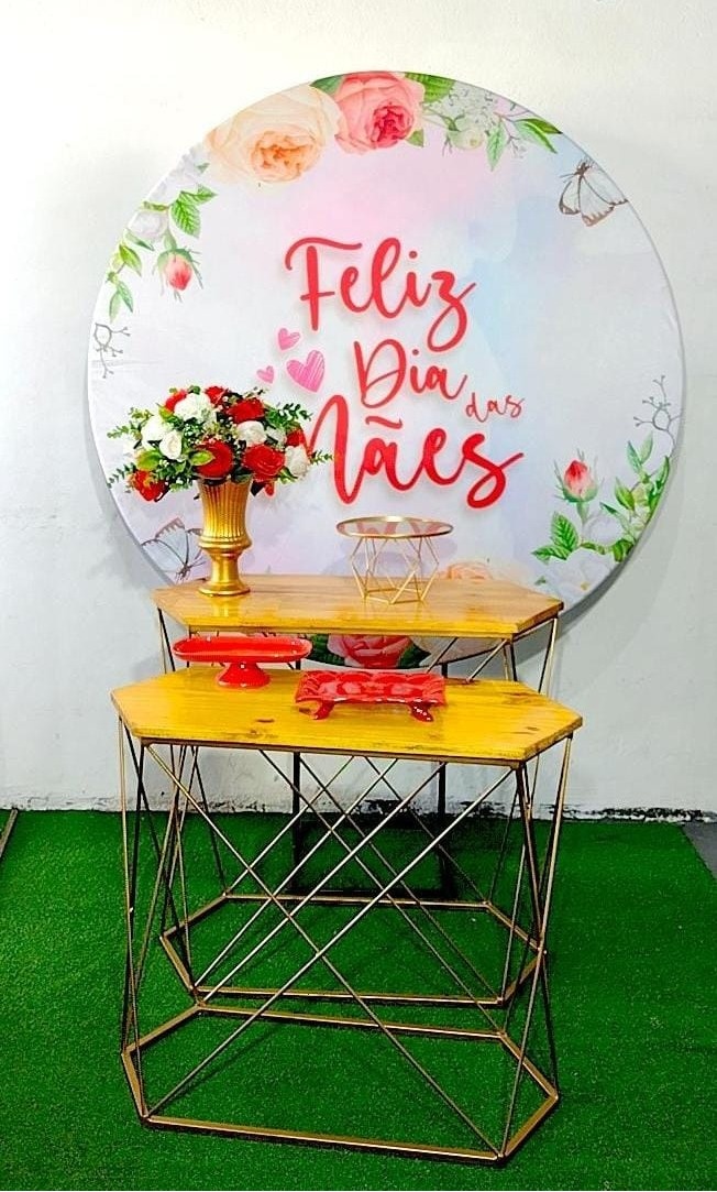 Composição Mãe Fundo Vermelho - Modelo 4 - TudFestas
