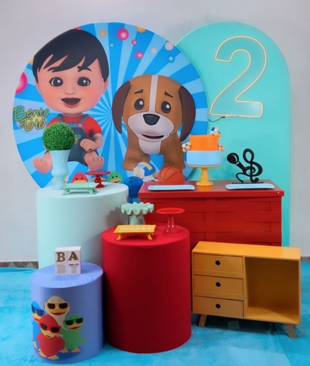 Composição Bento E Toto - Modelo 2 - TudFestas