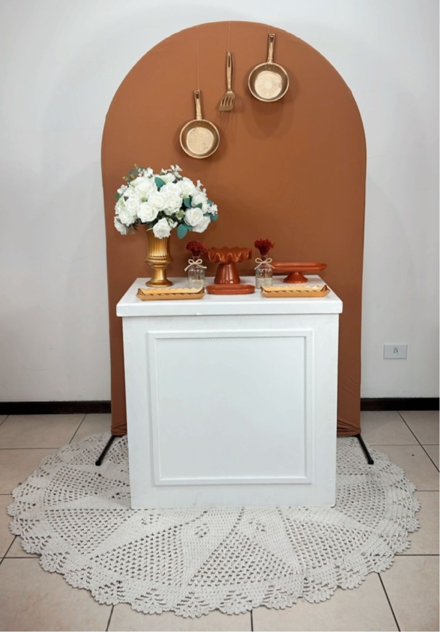 Composição Terracota - Cômoda Quadrada Branca. - TudFestas