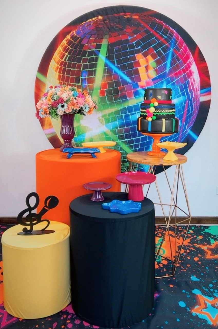 Kit Prata Balada Luzes - Modelo 2 - TudFestas