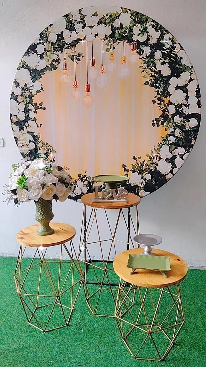 Composição Verde + Prata Floral Luzes Mesas - Modelo 3 - TudFestas