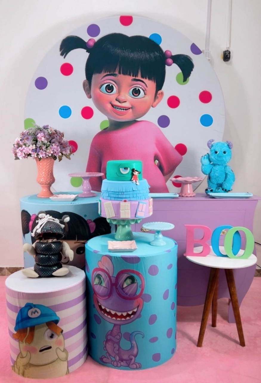 Kit Ouro Monstros S.a Candy - Modelo 2 - TudFestas